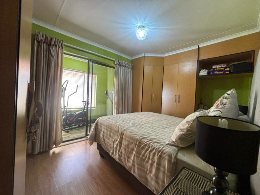 3 Bedroom Property for Sale in Vista Park Free State